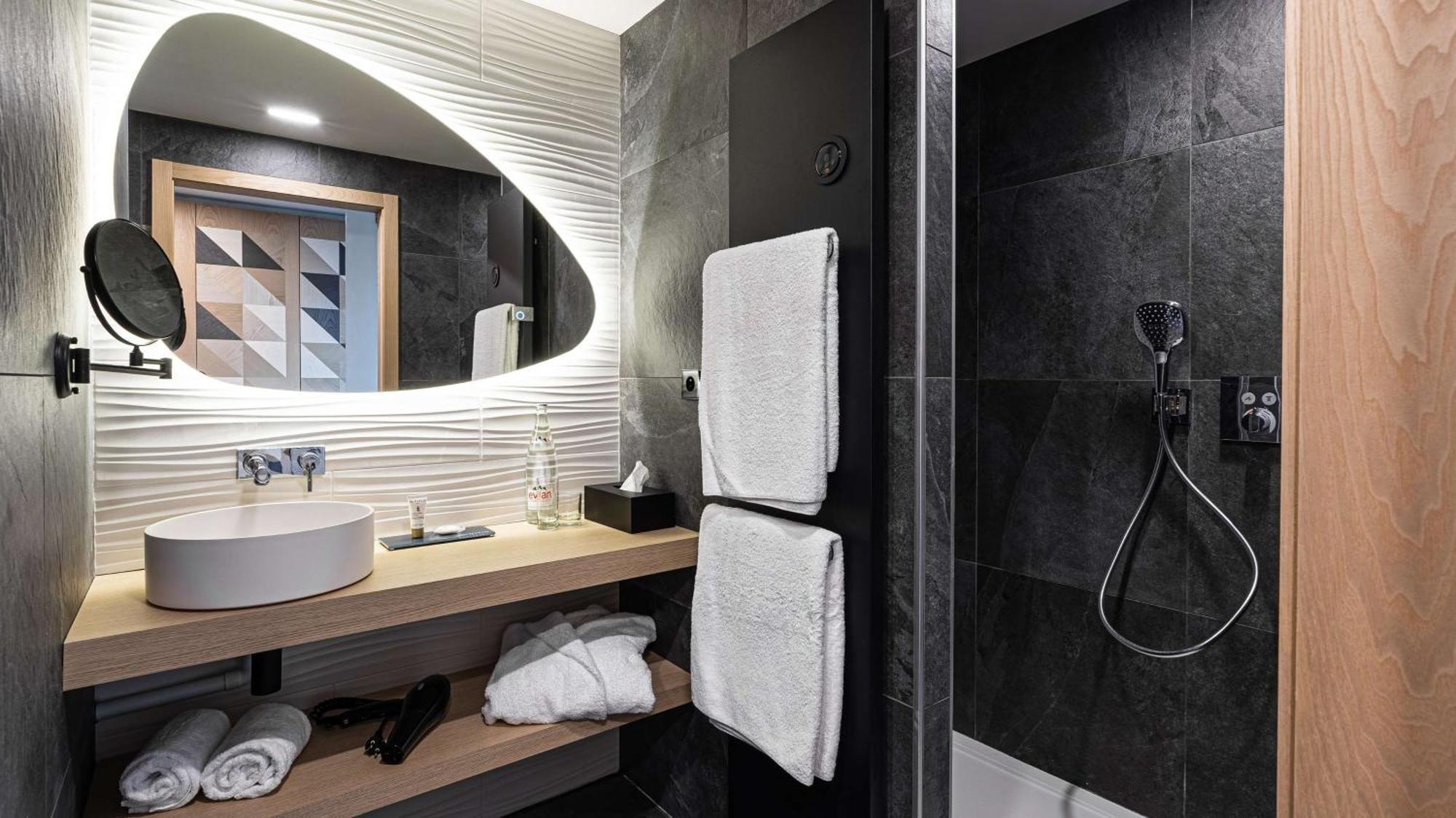 Domaine De Dolomieu Hotel & Spa - BW Premier Collection 외부 사진