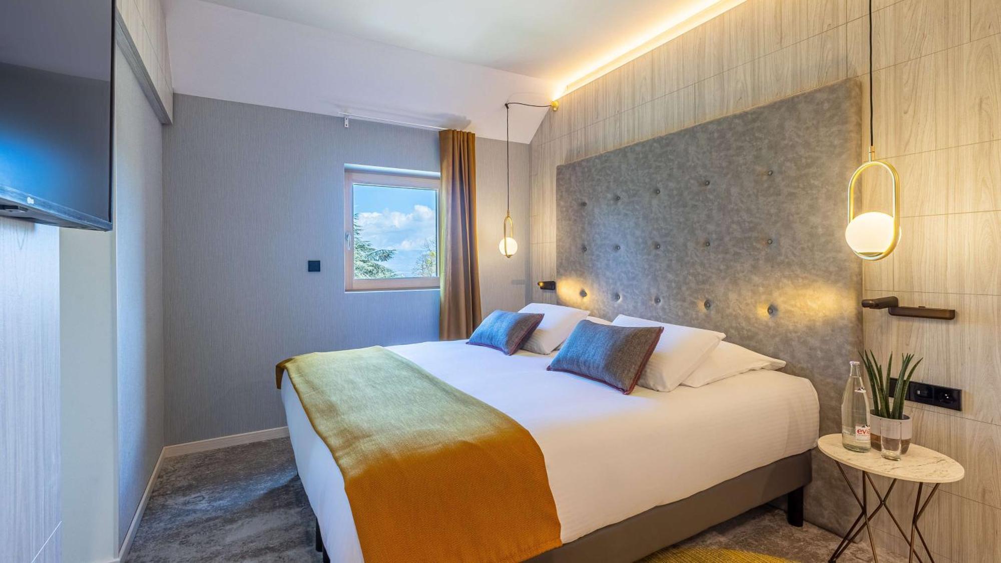 Domaine De Dolomieu Hotel & Spa - BW Premier Collection 외부 사진